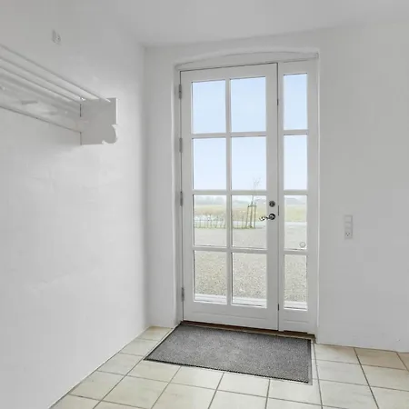 בית נופש In With Kitchen