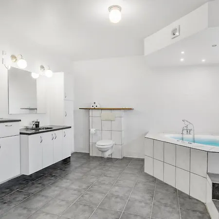 בית נופש In With Kitchen