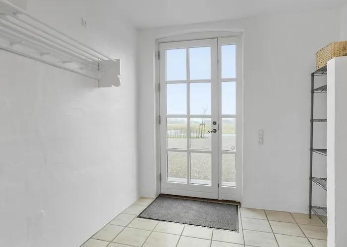 Feriehus In With Kitchen